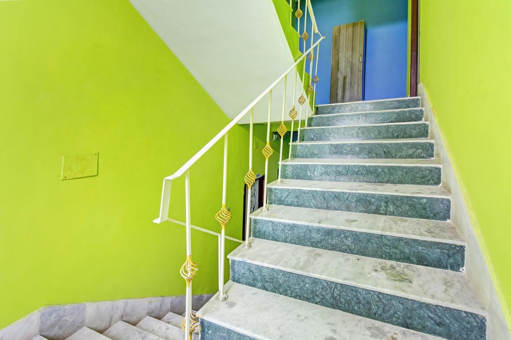 Hotel O Ankit Guest House โกลกาตา ภายนอก รูปภาพ